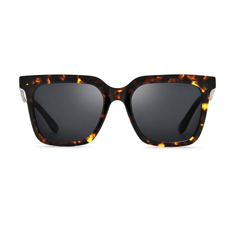 Sunglasses UV400 Women Driving Oversized Fashion Lady Beach Glasses 3 Colors 
Sunglasses UV400 Women Driving Oversized Fashion Lady Beach Glasses 3 Colors