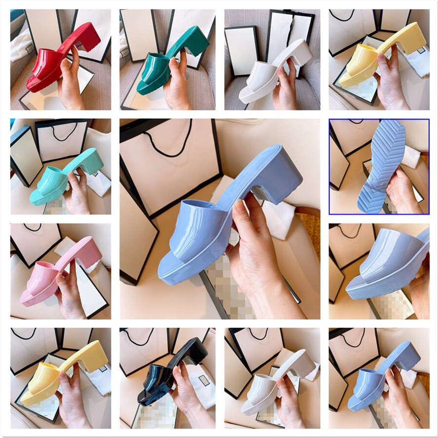 New jelly shoes Luxury Slippers Crystal Sandals Flat Slides High Heels Slipper Summer Beach Thick Bottom Stuffies Platform Alphabet Shoes 35-41
New jelly shoes Luxury Slippers Crystal Sandals Flat Slides High Heels Slipper Summer Beach Thick Bottom Stuffies Platform Alphabet Shoes 35-41