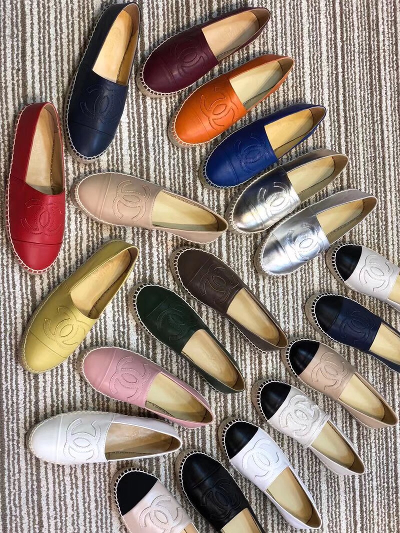 Top Quality Designer Espadrilles Shoes Women Leather Loafers Straw Cord Black Pink Leather Outdoor Casual Shoes Flat Shoes With Box 35-42
Top Quality Designer Espadrilles Shoes Women Leather Loafers Straw Cord Black Pink Leather Outdoor Casual Shoes Flat Shoes With Box 35-42