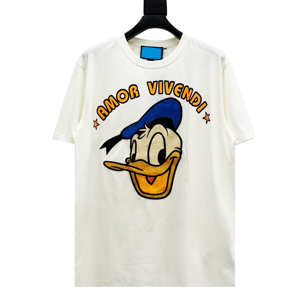2021 Duck Printed Tee Summer Fashion T-shirts High Quality Luxury Cotton Men Women Couple Casual Street Breathable Crew Neck tshirt, Beige
2021 Duck Printed Tee Summer Fashion T-shirts High Quality Luxury Cotton Men Women Couple Casual Street Breathable Crew Neck tshirt, Beige