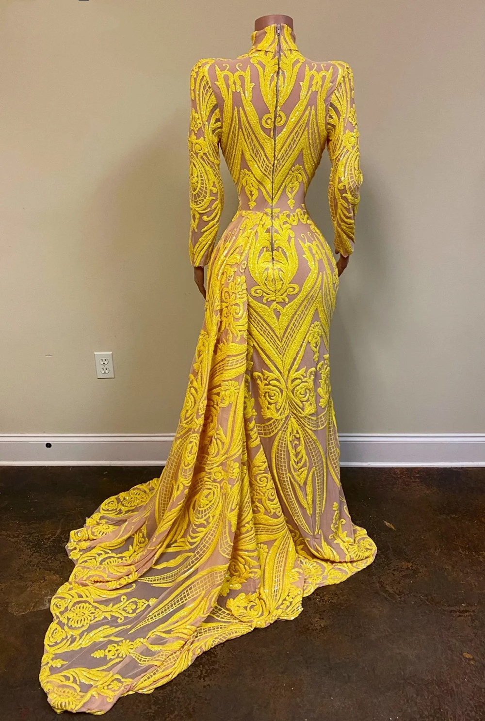 Long Sleeve Sexy Prom Dresses 2022 High Neck Side high Slit Yellow Sequin applique African Black Girls Mermaid evening Party Gowns