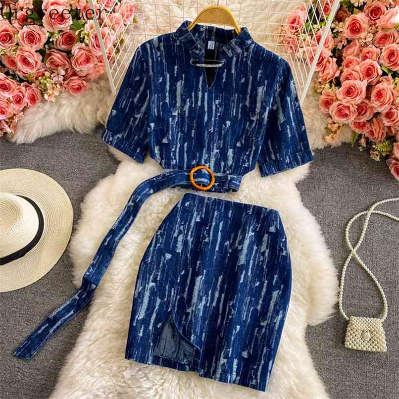Summer High Street Denim 2 Piece Set Women Sexy Belt Crop Top + Waist Zipper Bodycon Mini Skirts Sets Female Tracksuit 210602, Blue
Summer High Street Denim 2 Piece Set Women Sexy Belt Crop Top + Waist Zipper Bodycon Mini Skirts Sets Female Tracksuit 210602, Blue