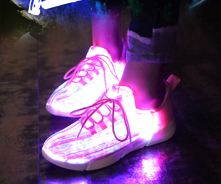 2021 New Led Fiber Optic bar Shoes for girls boys men women children USB Recharge glowing Sneakers Man light up shoes, Black
2021 New Led Fiber Optic bar Shoes for girls boys men women children USB Recharge glowing Sneakers Man light up shoes, Black