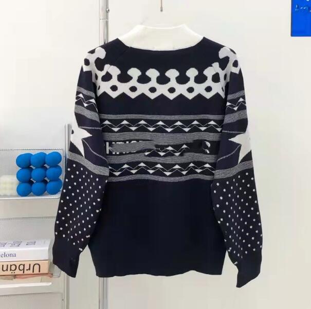 sweaters letterg adi brand or designer ski series star jacquard women's knitted geometric sweater casual loose wind, White;black
sweaters letterg adi brand or designer ski series star jacquard women's knitted geometric sweater casual loose wind, White;black