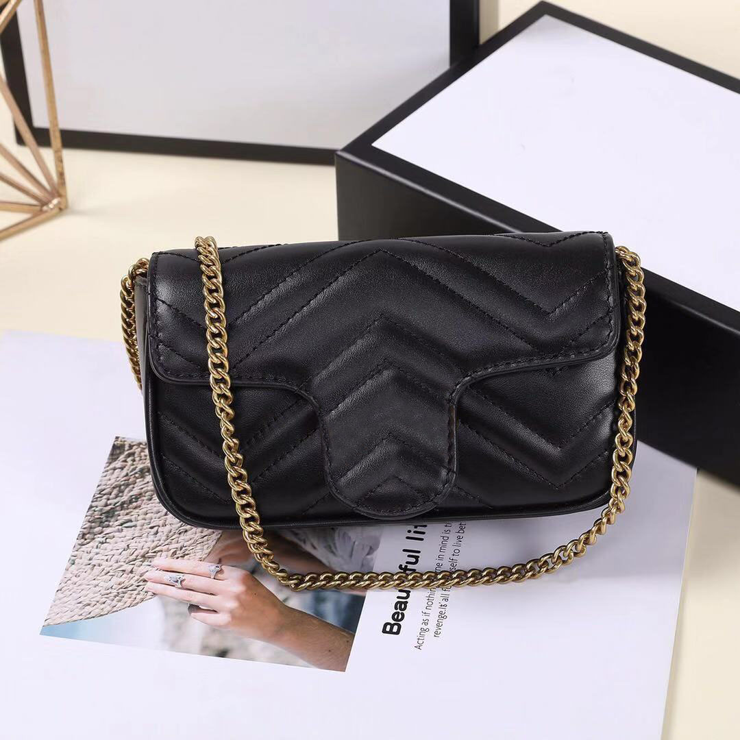 Classic Hot sold Top quality luxurys designers womens shoulder bags size mini women wallet with box fashion letters key chain Genuine leather crossbody bag totes
Classic Hot sold Top quality luxurys designers womens shoulder bags size mini women wallet with box fashion letters key chain Genuine leather crossbody bag totes