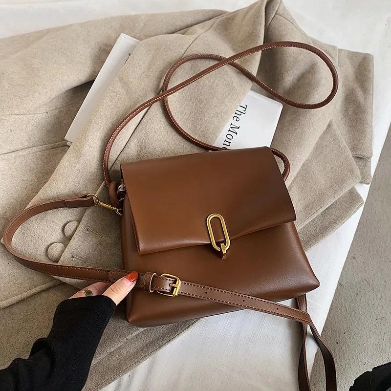 Evening Bags LHXCY Vintage Pu Leather Hasp Designer Bag High Quality All-match Travel Fashion Clamshell Waterproof Shoulder, Black
Evening Bags LHXCY Vintage Pu Leather Hasp Designer Bag High Quality All-match Travel Fashion Clamshell Waterproof Shoulder, Black