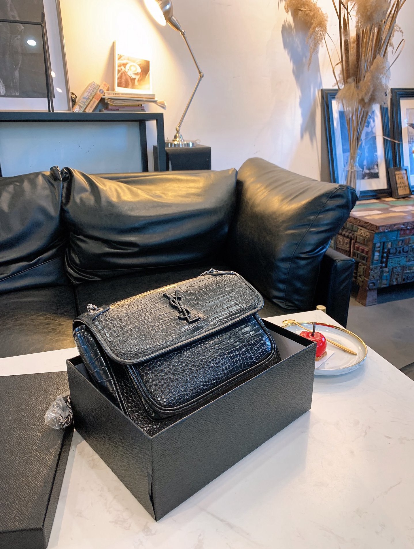 2021 fashion luxury brand leather women bags handbag women's backpack handbags ladies tote bag wallet -l1056, Red;black
2021 fashion luxury brand leather women bags handbag women's backpack handbags ladies tote bag wallet -l1056, Red;black