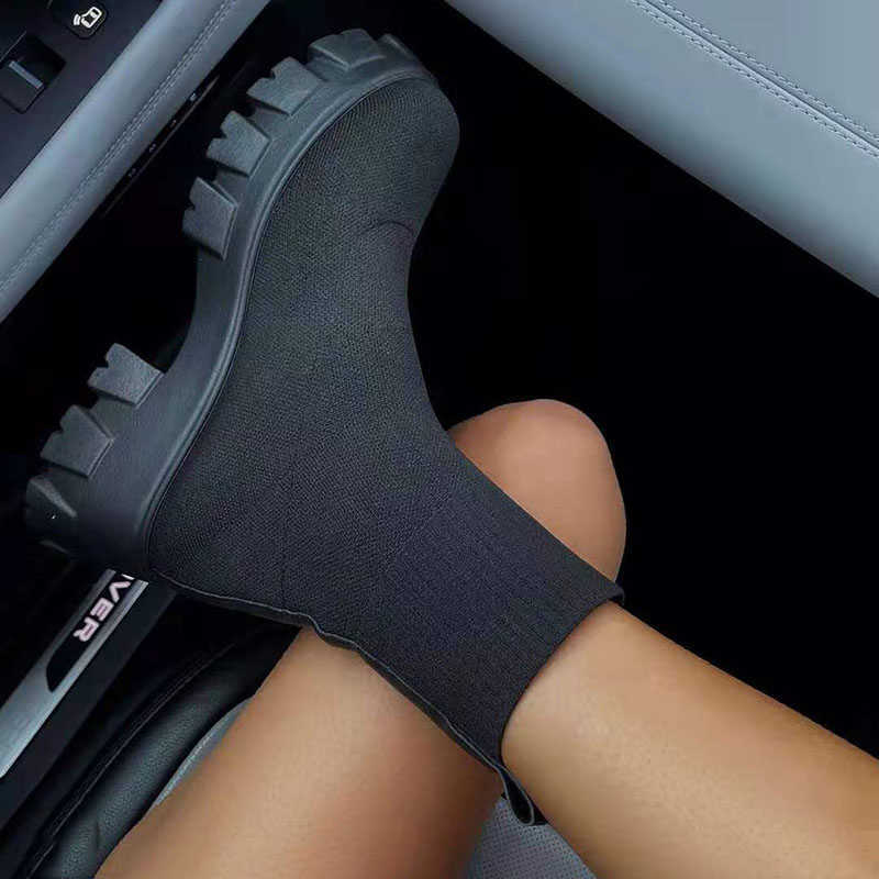 Women Platform Sock Boots 2021 Summer Autumn Ladies Breathable Short Ankle Female Mid Heels Woman Comfort Shoes Plus Size Y0910