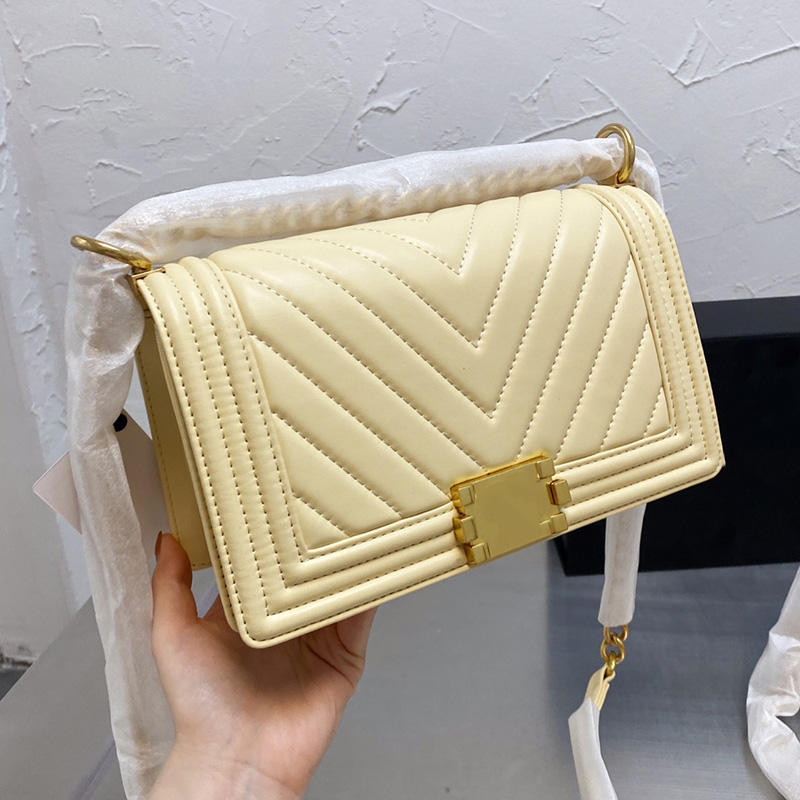 Classic Womens Desingers Bags Le Small Flap Genuine Leather Lambskin Chevron V-stitch Quilted Boy Interwoven Chain Crossbody Shoulder Pochette Luxury_handbags, Yellow v-stitch
Classic Womens Desingers Bags Le Small Flap Genuine Leather Lambskin Chevron V-stitch Quilted Boy Interwoven Chain Crossbody Shoulder Pochette Luxury_handbags, Yellow v-stitch