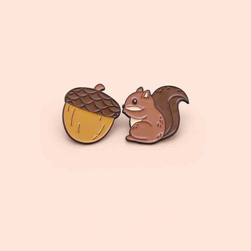 Squirrel and Pine Cones Brooches for Women Cartoon Creative Enamel Lapel Pins Funny Couple Badges Denim Shirt Gift Bag Accessories
Squirrel and Pine Cones Brooches for Women Cartoon Creative Enamel Lapel Pins Funny Couple Badges Denim Shirt Gift Bag Accessories