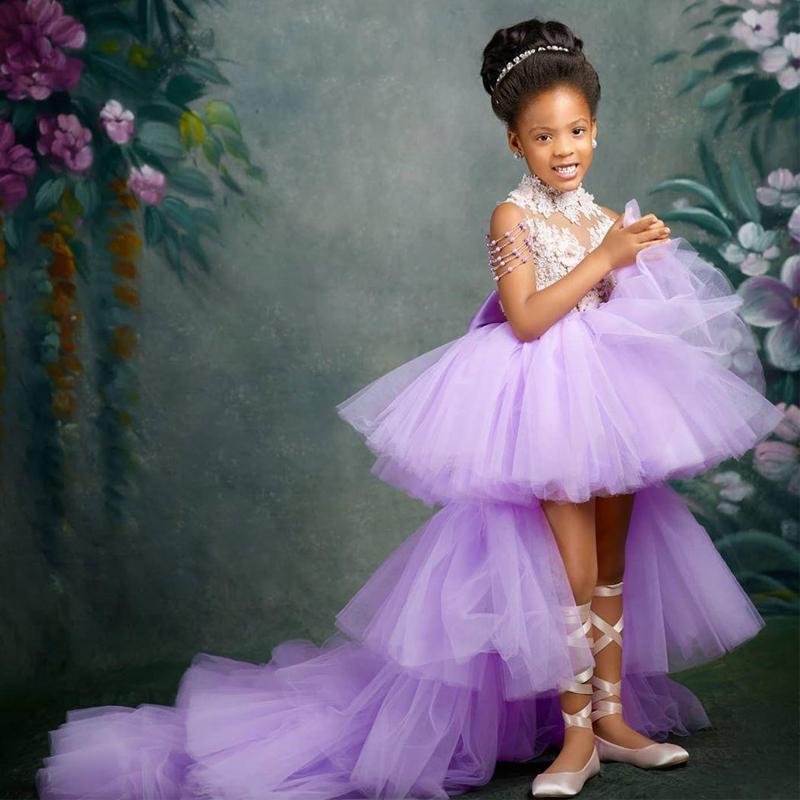 2021 Lilac Purple Flower Girl Dresses High Neck Hi Lo Lace Appliques Beads Bow Kids Girls Pageant Dress Tiered Sweep Train Birthday Gowns