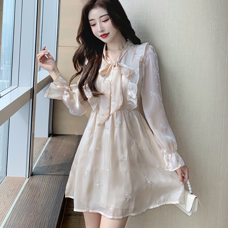 Spring Temperament Fashion Ruffles Satin Dress Vestidos Female Retro Elegant Bow Tie Flare Sleeve Mini 210519