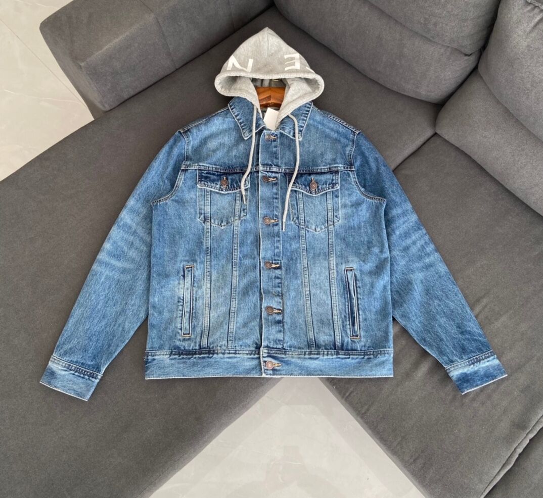 22FW early spring Italy pairs Hoodies Letter Logo Printed Hooded Sweatshirt Couple Casual Street Outdoor Men Women Hoodie zdlce1216., Blue
22FW early spring Italy pairs Hoodies Letter Logo Printed Hooded Sweatshirt Couple Casual Street Outdoor Men Women Hoodie zdlce1216., Blue