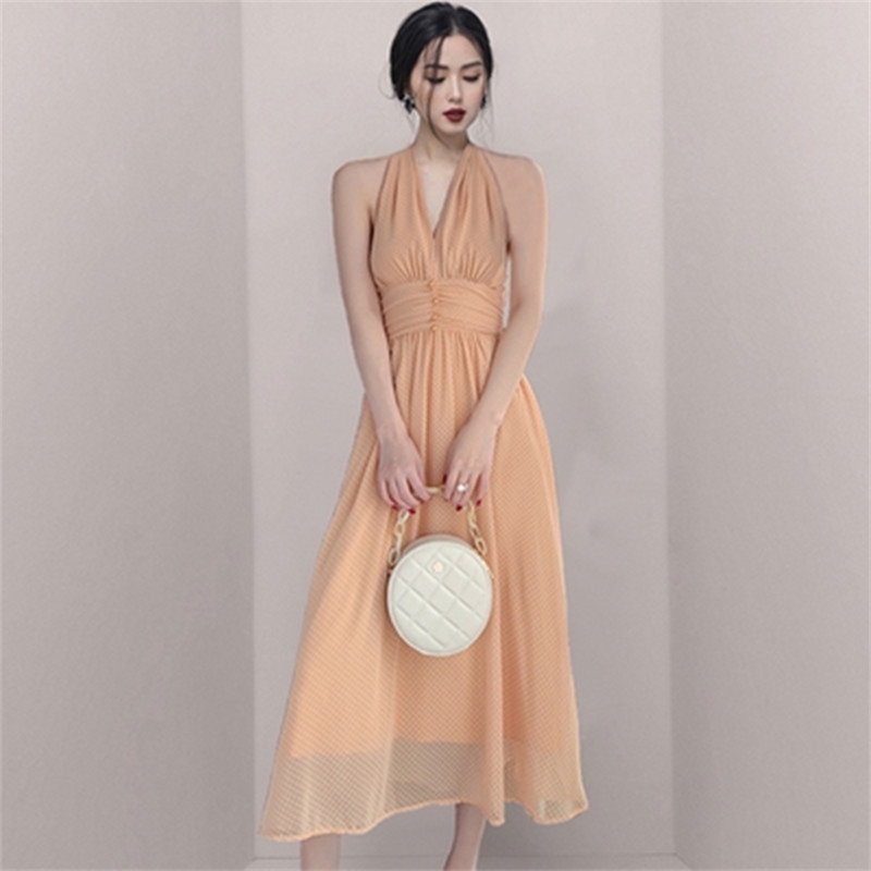 Women Sexy Halter V-Neck Boho Long Dress Summer Sleeveless Pleated Maxi Party Elegant Lady Polka Dot Beach Vestidos 210603, Picture color
Women Sexy Halter V-Neck Boho Long Dress Summer Sleeveless Pleated Maxi Party Elegant Lady Polka Dot Beach Vestidos 210603, Picture color