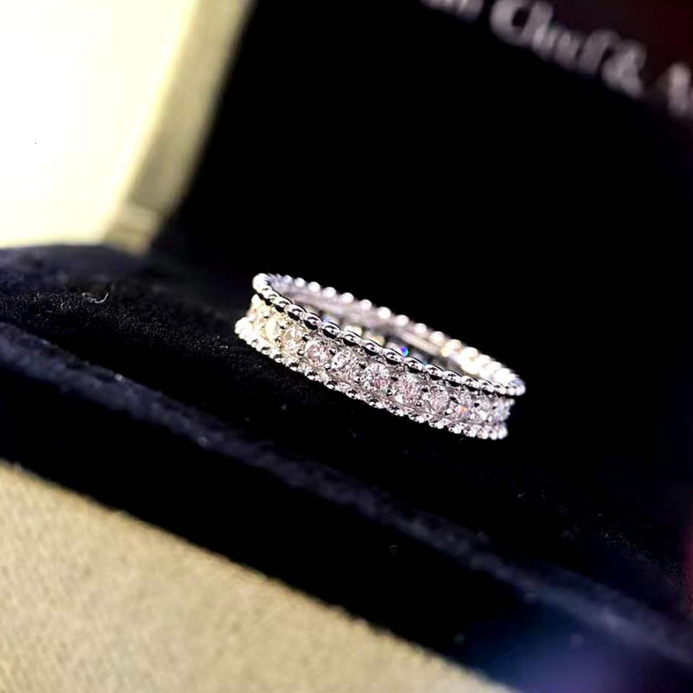 HBP Pearl edge row RING 925 silver simple nar single diamond ring for female couple wedding index finger joint
HBP Pearl edge row RING 925 silver simple nar single diamond ring for female couple wedding index finger joint