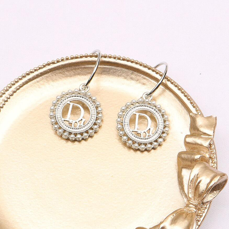 Fashion Women Ear Stud Earring 18K Gold Plated Designers Earrings Double Letters Geometry Brand Imitation Pearl Wedding Party Jewerlry Accessories ER0197-ER0198
Fashion Women Ear Stud Earring 18K Gold Plated Designers Earrings Double Letters Geometry Brand Imitation Pearl Wedding Party Jewerlry Accessories ER0197-ER0198