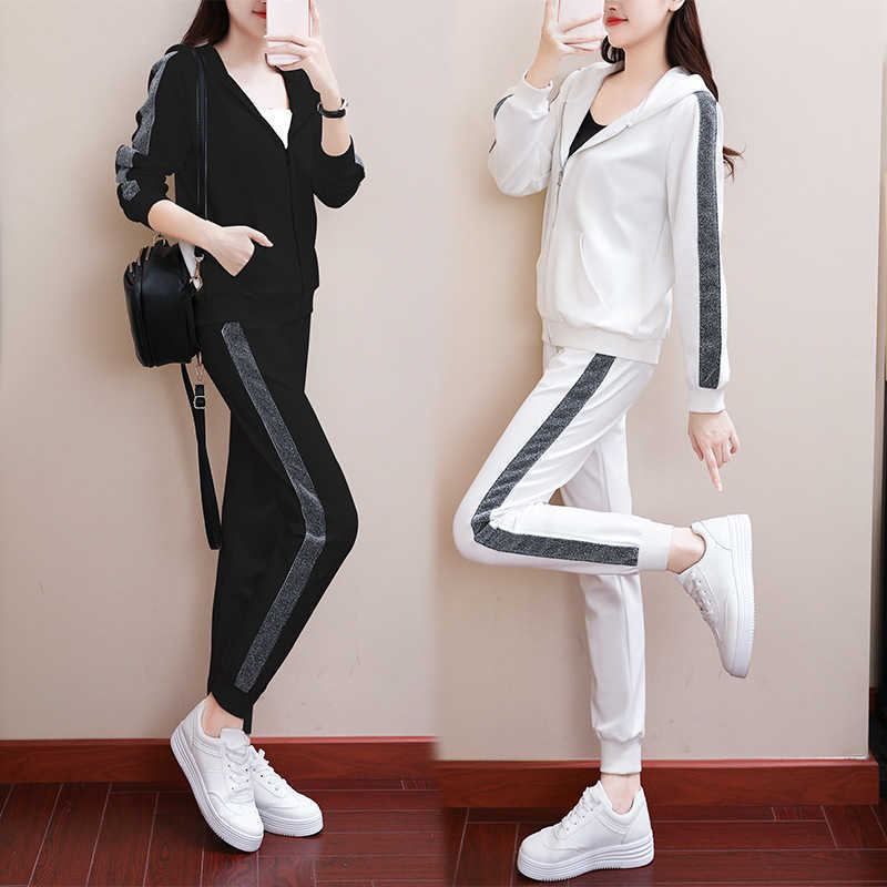 Set autumn and winter casual loose solid color hooded collar long-sleeved clothes + fashion slim trousers ladies two-piece 210527
Set autumn and winter casual loose solid color hooded collar long-sleeved clothes + fashion slim trousers ladies two-piece 210527