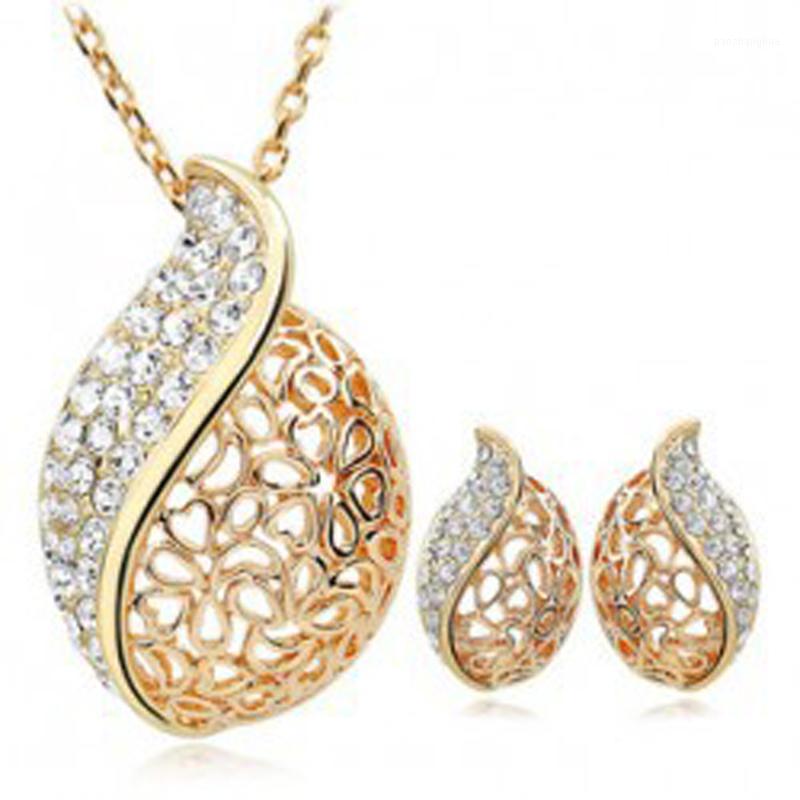 Earrings & Necklace Women Pendant Jewelry Lover Remember Hollow Leaf Gold-color Rhinestone Sets Accessories, Silver
Earrings & Necklace Women Pendant Jewelry Lover Remember Hollow Leaf Gold-color Rhinestone Sets Accessories, Silver