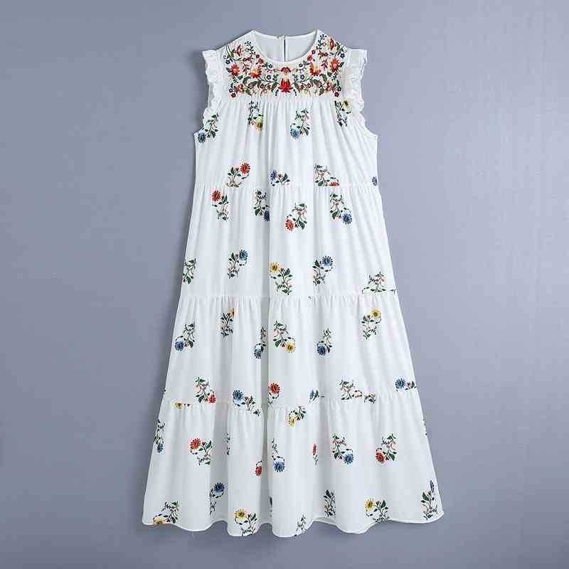 Summer Casual Preppy Style Embroidery Floral Dress Women Sleeveless A-line Midi Vacation Beach 210525, White
Summer Casual Preppy Style Embroidery Floral Dress Women Sleeveless A-line Midi Vacation Beach 210525, White