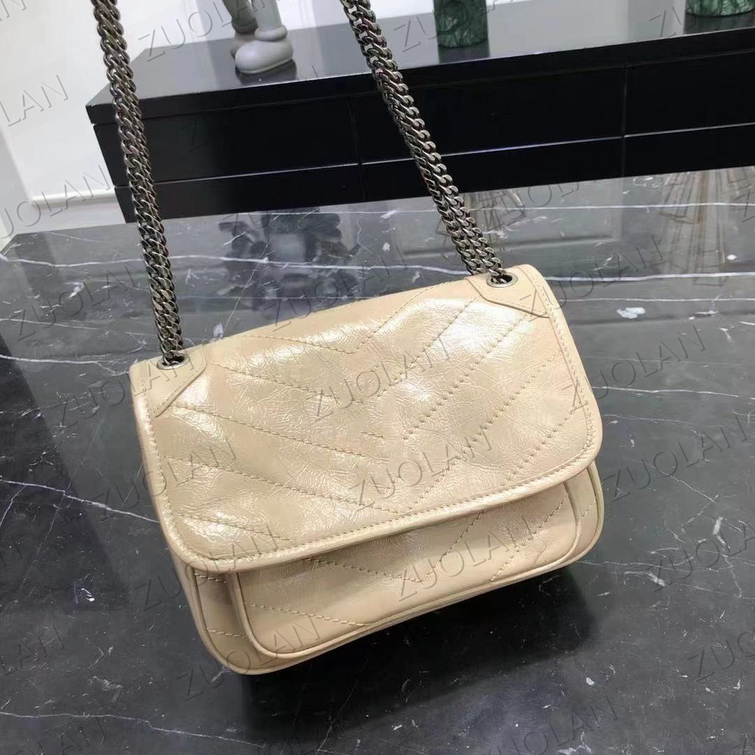 Classic style Colorful fashion female genuine leather bags women's shoulder lady handbag women messenger bag 633151,633158,498830. NIKI Calfskin handbags, Gift bags
Classic style Colorful fashion female genuine leather bags women's shoulder lady handbag women messenger bag 633151,633158,498830. NIKI Calfskin handbags, Gift bags