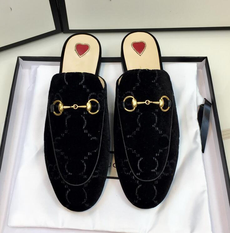 Women's Muller Shoes Fashion Design Women's Flat Slippers Horsebit Leather Slippers Summer Outdoor Slippers Women's Sandals, Black
Women's Muller Shoes Fashion Design Women's Flat Slippers Horsebit Leather Slippers Summer Outdoor Slippers Women's Sandals, Black