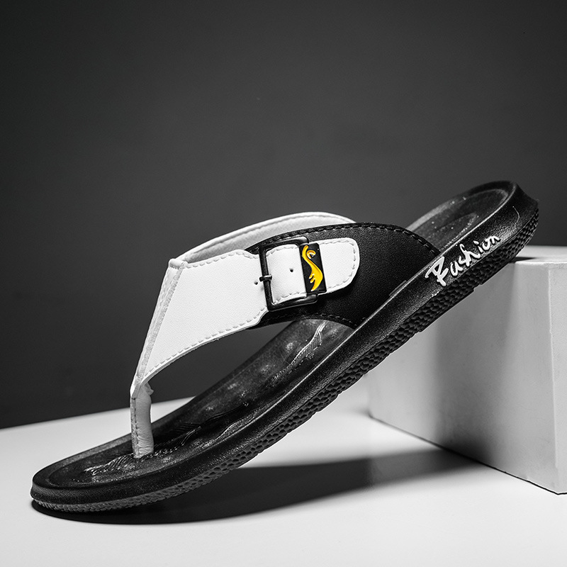 Slippers Men's slippers summer wear fashion trend cool simple and comfortable outdoor beach shoes flip flop 41QB, 1# shoe box
Slippers Men's slippers summer wear fashion trend cool simple and comfortable outdoor beach shoes flip flop 41QB, 1# shoe box