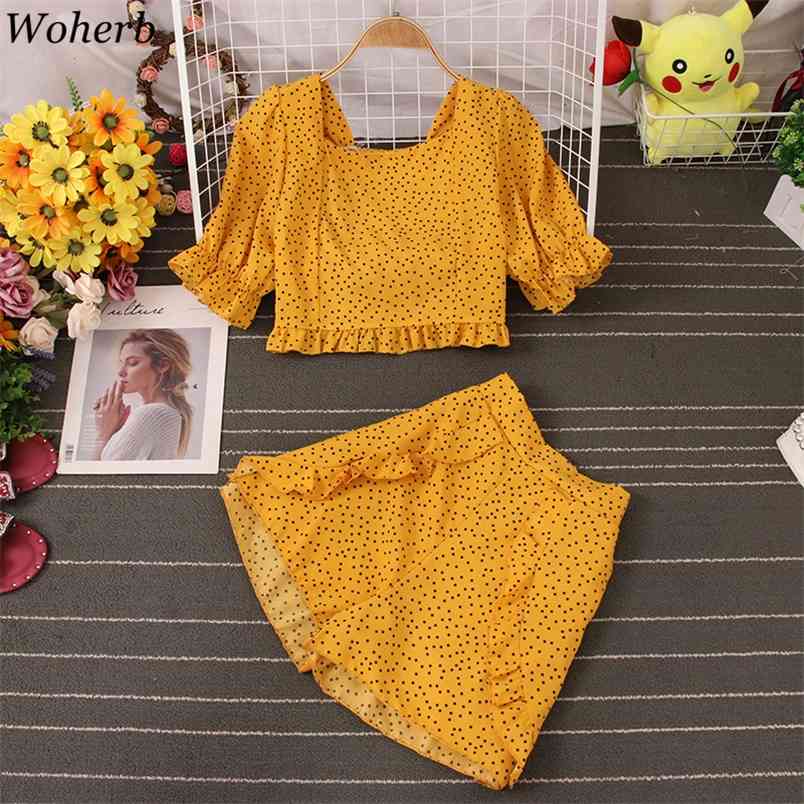 Vintage 2 Piece Set Women Casual Floral Print Short Sleebe Crop Top Blouse+ High Waist Shorts Female Elegant Fashion Suit 210519, Pink
Vintage 2 Piece Set Women Casual Floral Print Short Sleebe Crop Top Blouse+ High Waist Shorts Female Elegant Fashion Suit 210519, Pink