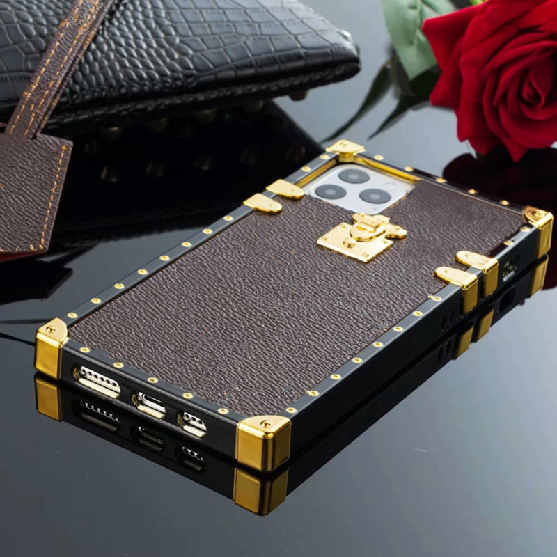 Fashion Designer luxury Square Phone Cases For Samsung Galaxy S23 S22 S21 S20 Note 20 10 iphone 14 14Pro 14Plus 13 12 Mini 11 Pro Max Xs Xr Leather Cover Case, Brown flower
Fashion Designer luxury Square Phone Cases For Samsung Galaxy S23 S22 S21 S20 Note 20 10 iphone 14 14Pro 14Plus 13 12 Mini 11 Pro Max Xs Xr Leather Cover Case, Brown flower