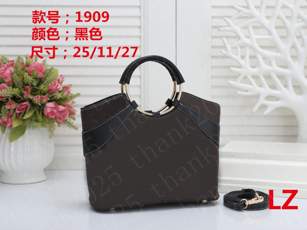 2021 Top Quality Designer Luxury Women Handbag Fashion Shoulder Bag Lady printing Princess Bag 1909, White grid
2021 Top Quality Designer Luxury Women Handbag Fashion Shoulder Bag Lady printing Princess Bag 1909, White grid