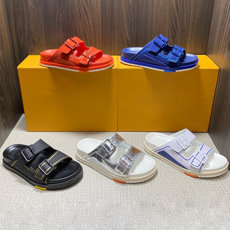 Designer Trainer Sandals Mule Lightweight comfortable style in Black suede blue buckles metallic silver leather LVS-engraved Silppers Red White Trainers Sneaker, New color
Designer Trainer Sandals Mule Lightweight comfortable style in Black suede blue buckles metallic silver leather LVS-engraved Silppers Red White Trainers Sneaker, New color