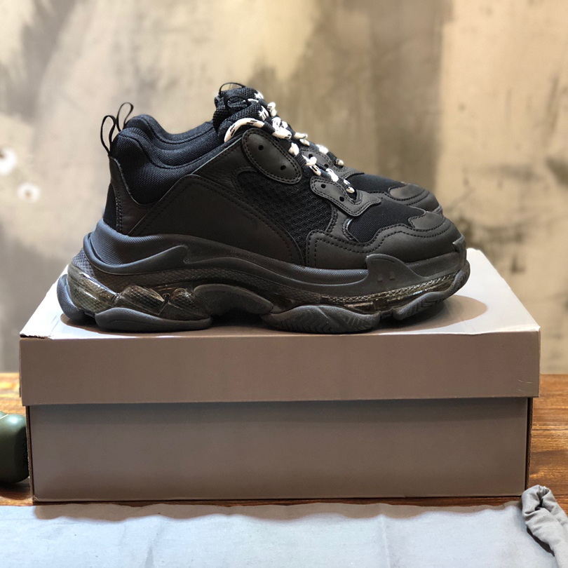 Triple S Clear Sole sneakers Desigers Mens womens sports shoes Low-top running shoess Stitching air cushion Black white beige pink Luxury trainers top sneaker
Triple S Clear Sole sneakers Desigers Mens womens sports shoes Low-top running shoess Stitching air cushion Black white beige pink Luxury trainers top sneaker