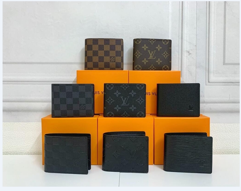 1-15 Men Short Wallet Leather Wallets Women Purse Card Holders Women Bags Crossbody Bag Designers Handbags GGLVLouis
Vitton
1-15 Men Short Wallet Leather Wallets Women Purse Card Holders Women Bags Crossbody Bag Designers Handbags GGLVLouis
Vitton