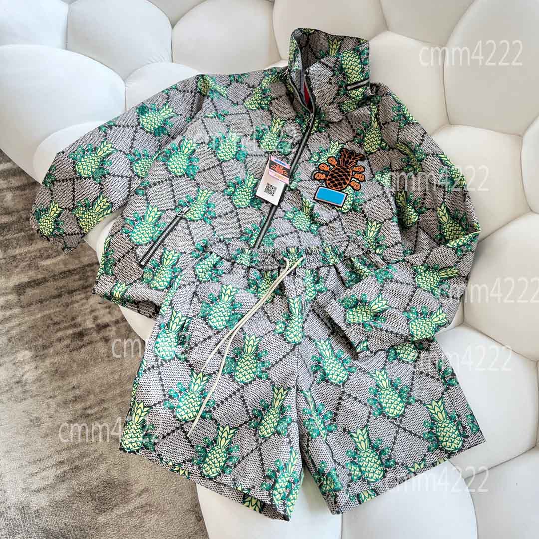 2022SS Classic Comfortable Embroidery Pattern Flight Bomber Jacket Custom for Women and Men Clothing Waterproof CAMOUFLAGE Metal
2022SS Classic Comfortable Embroidery Pattern Flight Bomber Jacket Custom for Women and Men Clothing Waterproof CAMOUFLAGE Metal