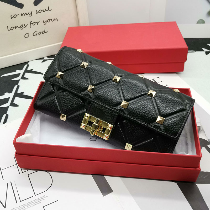 Spike Wallet Women Clutch Bag purse Rivet Long Wallets Fashion Letter Genuine Leather Hand Bags Interior Card Slot Holder Flap Purses With Gift Box, Red
Spike Wallet Women Clutch Bag purse Rivet Long Wallets Fashion Letter Genuine Leather Hand Bags Interior Card Slot Holder Flap Purses With Gift Box, Red