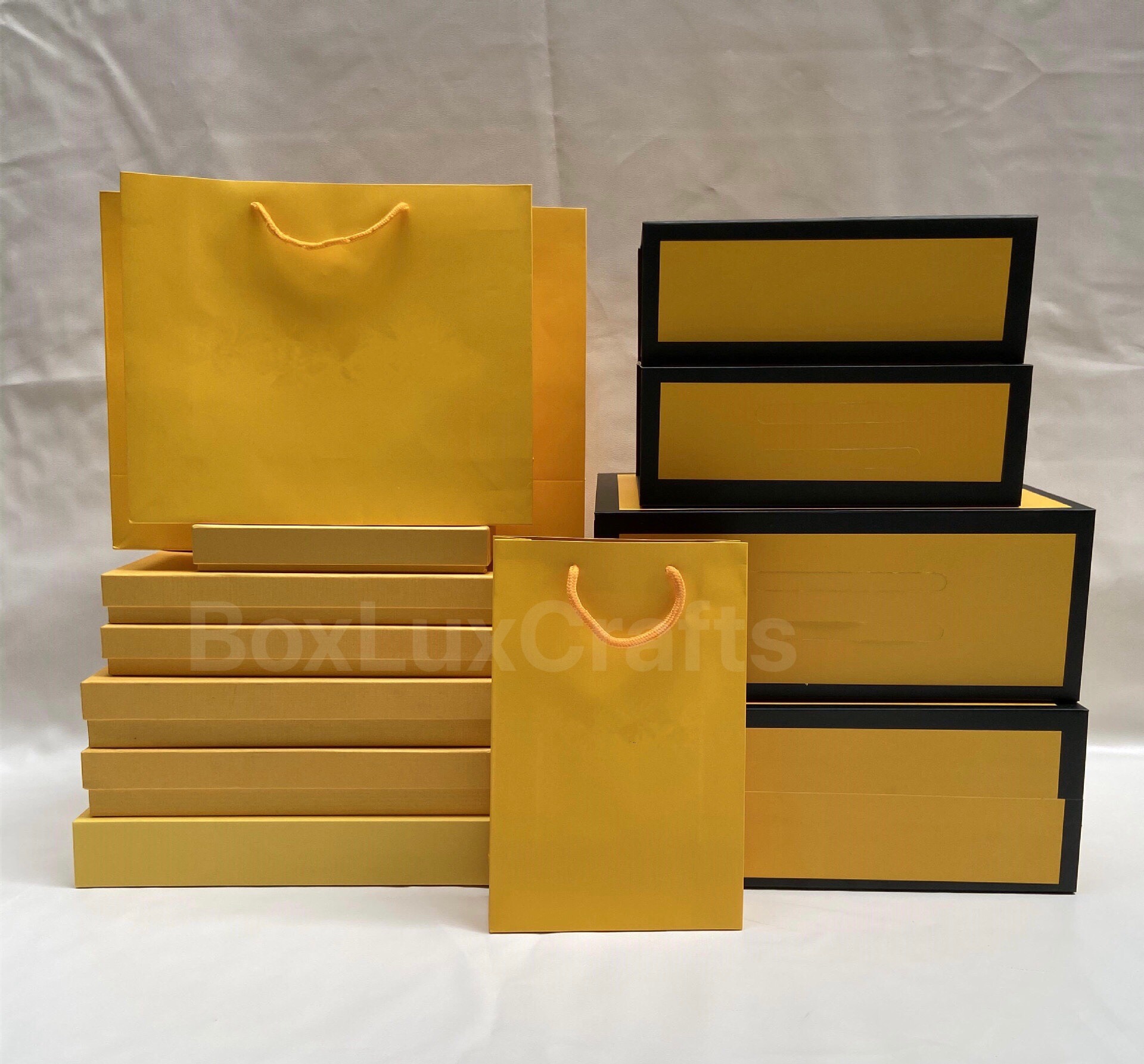 luxury gift box designer packaging for F..., Silver
luxury gift box designer packaging for F..., Silver