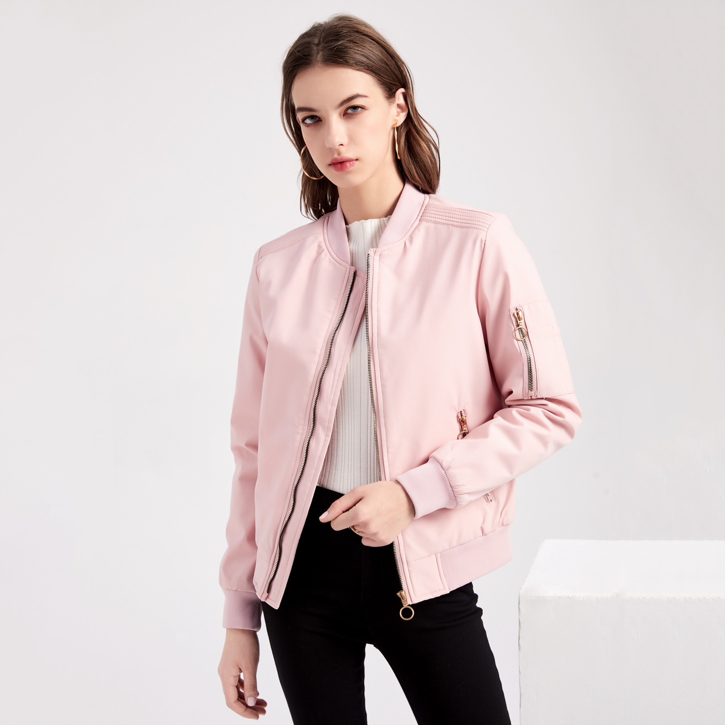 Fashion Women's Coat Casual Thin Cotton Jacket Long Sleeved Zipper Pocket V Neck Running Shirt Autumn And Winter Women's Outerwear, White
Fashion Women's Coat Casual Thin Cotton Jacket Long Sleeved Zipper Pocket V Neck Running Shirt Autumn And Winter Women's Outerwear, White
