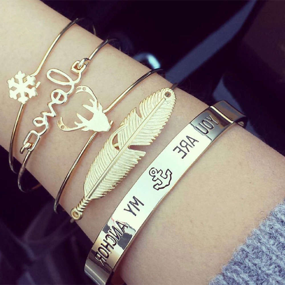Hand catenary Popular alloy snowflake deer head leaf Four Piece Jewelry multi layer love bracelet combination set, Golden;silver
Hand catenary Popular alloy snowflake deer head leaf Four Piece Jewelry multi layer love bracelet combination set, Golden;silver