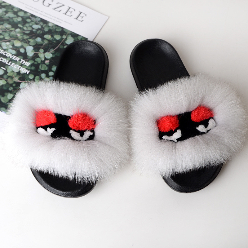 Luxury Fox Fur Slippers Women Summer Monster Sandals Non Slip Flip Flops Indoor Open Toe Plush Shoes
Luxury Fox Fur Slippers Women Summer Monster Sandals Non Slip Flip Flops Indoor Open Toe Plush Shoes
