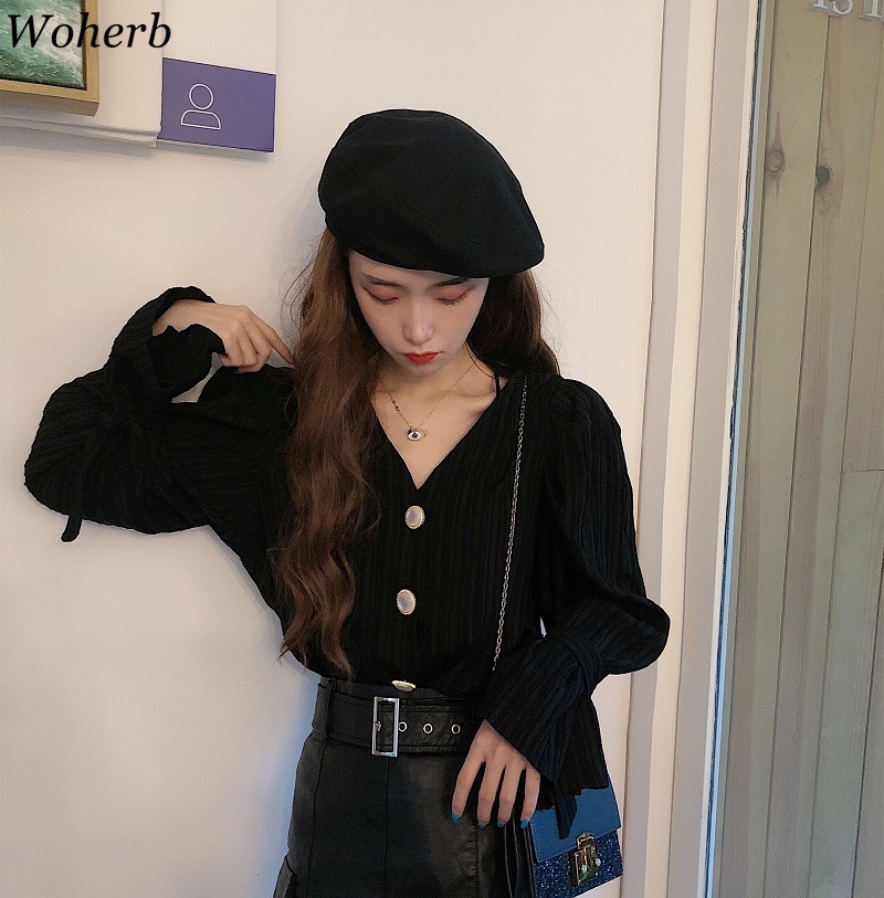 Solid Office Ladies Shirts Spring Summer V-neck Vintage Pleated Blusas Mujer Fashion Elegant Sweet Women Blouses 210519