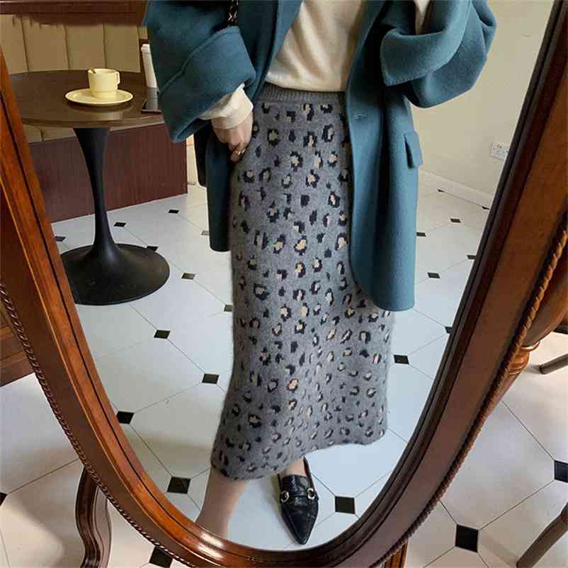 Women Leopard Split Pencil Skirts Lady Stylish Elastic Waist Autumn Winter Stretchable Female Knitted Midi 210517, Navy blue
Women Leopard Split Pencil Skirts Lady Stylish Elastic Waist Autumn Winter Stretchable Female Knitted Midi 210517, Navy blue