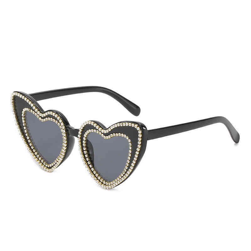 Women's sunglass Fashion 2021 Wholale Oversized Vintage Sunglass Lady Heart glass Tints Lents De Sol Mujer087G
Women's sunglass Fashion 2021 Wholale Oversized Vintage Sunglass Lady Heart glass Tints Lents De Sol Mujer087G