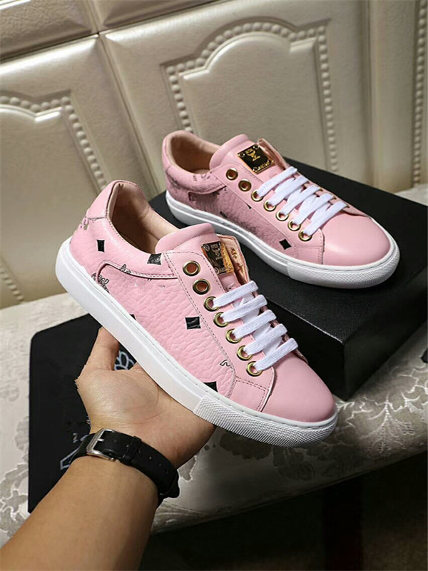 Men Women 1977 Tennis Low Tops Sneakers Fashion Casual Shoes Triple Orange Leather Sneaker Mens Platform Mesh Leisure Trainer, 01
Men Women 1977 Tennis Low Tops Sneakers Fashion Casual Shoes Triple Orange Leather Sneaker Mens Platform Mesh Leisure Trainer, 01