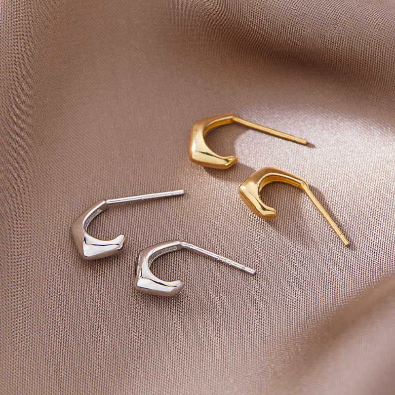 earrings 925 Sterling Sier geometric for women's 2021 fashion cool Earrings simple exquisite small
earrings 925 Sterling Sier geometric for women's 2021 fashion cool Earrings simple exquisite small