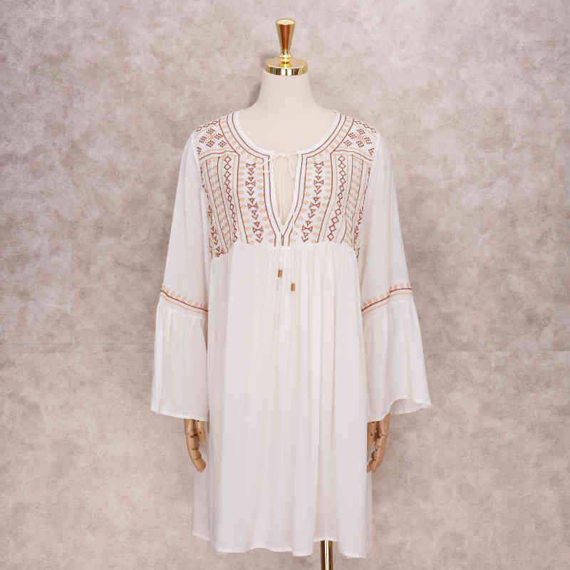 Embroidery Cotton Beach Cover up Saida de Praia Swimsuit Women Bikini cover Tunics for Pareo Sarong wear #Q510 210420