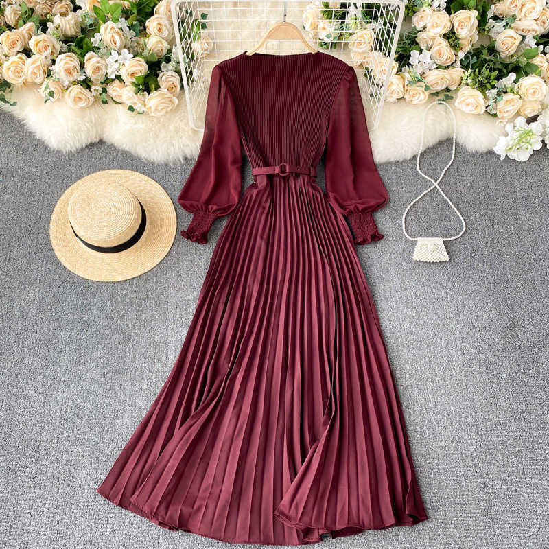Vintage Women Pleated Long Dress Female Elegant Lantern Long Sleeve High Waist Red/Purple Draped Maxi Vestidos Spring Autumn New Y0603, Light brown
Vintage Women Pleated Long Dress Female Elegant Lantern Long Sleeve High Waist Red/Purple Draped Maxi Vestidos Spring Autumn New Y0603, Light brown