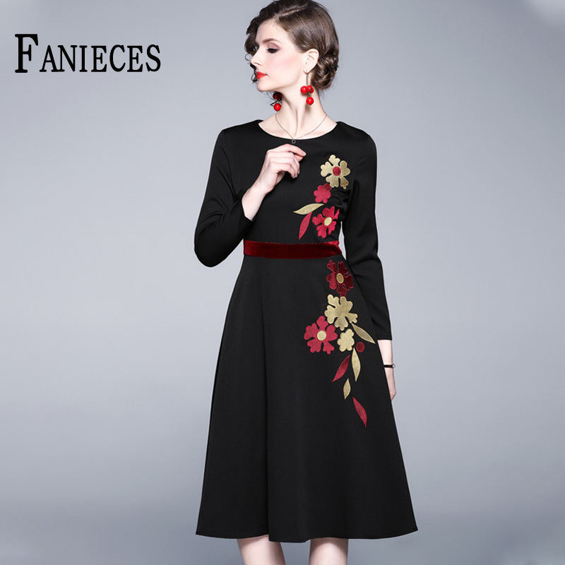 Spring Fall Women Velvet stitching Mid-length Embroidered Black Dress Long Sleeve Party A-Line Dresses Belted Slim robe femme 210520
Spring Fall Women Velvet stitching Mid-length Embroidered Black Dress Long Sleeve Party A-Line Dresses Belted Slim robe femme 210520