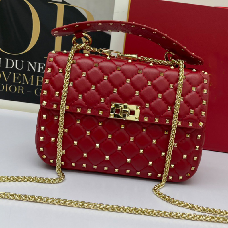 Spike Chain Handbag Crossbody Shoulder Bag Napa Real Leather Gold Nails Flap Bags High Quality Rivet Women Totes Handbags Purse Detchable Handle Three Size
Spike Chain Handbag Crossbody Shoulder Bag Napa Real Leather Gold Nails Flap Bags High Quality Rivet Women Totes Handbags Purse Detchable Handle Three Size
