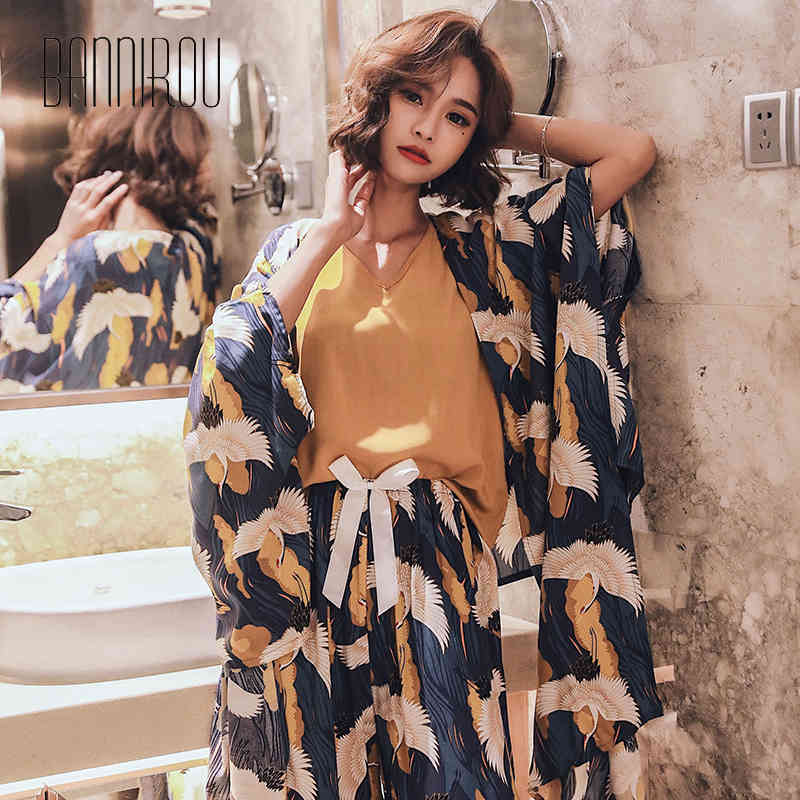 BANNIROU 100% Viscose Women Pajamas Sets Pyjamas Set Printed Sleepwear Female Night Suits Sleep Wear Sets New 4 Pieces 210330