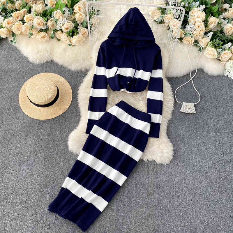 Spring Arrivals Striped Long Sleeve Hooded Short Knitted Top High Waist Skirt Two Piece Set MZ575 210525, Blue
Spring Arrivals Striped Long Sleeve Hooded Short Knitted Top High Waist Skirt Two Piece Set MZ575 210525, Blue