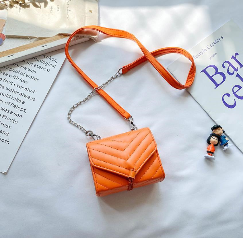 Fashion Girls PU Leather Single Shoulder Handbags Mini Messenger Chain Change Purse Children Baby Designer Letters Print Plaid Personality Cross Body Bags, Extra shipping
Fashion Girls PU Leather Single Shoulder Handbags Mini Messenger Chain Change Purse Children Baby Designer Letters Print Plaid Personality Cross Body Bags, Extra shipping